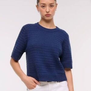 NWT! The A&F Madeline Textural Crew Sweater Tee - Abercrombie Sz. Large